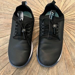 Women’s Clove shoes